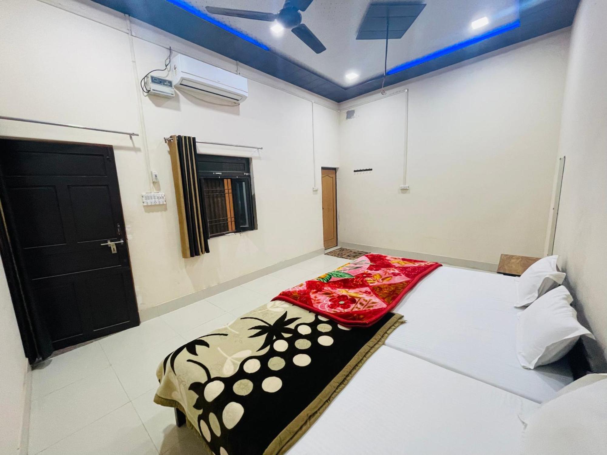Prem Garden & Resort Матхура Екстер'єр фото